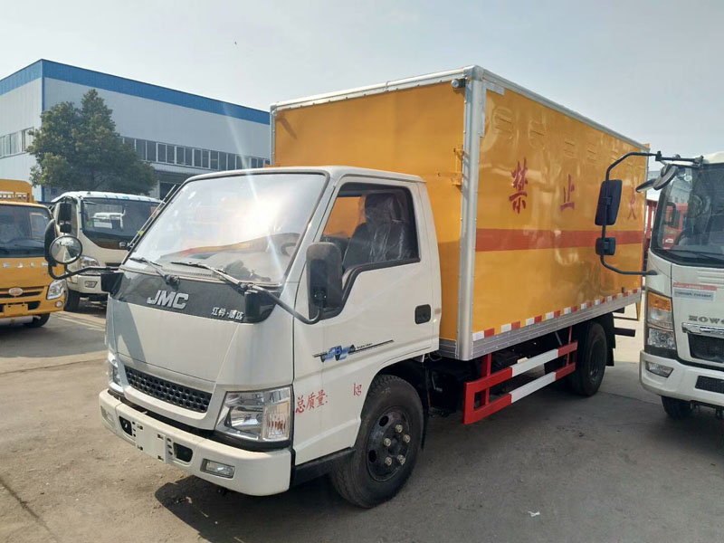 江鈴4.1米(藍(lán)牌)毒性感染性廂式車