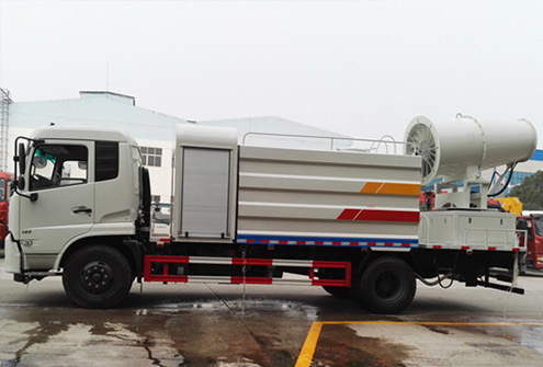 國(guó)六東風(fēng)天錦60米多功能抑塵車(chē)
