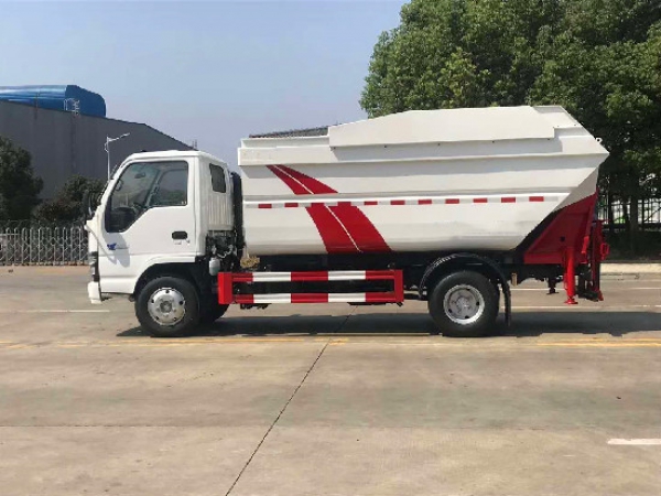 五十鈴100p國六無泄漏后高位掛桶壓縮垃圾車
