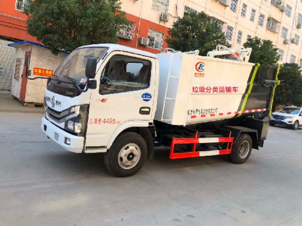 東風(fēng)小多利卡國六后掛桶無泄漏壓縮垃圾車