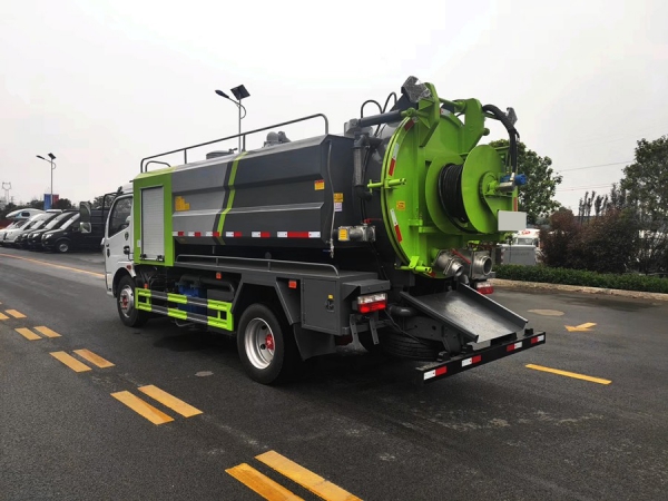 大多利卡D7清洗吸污10方 國六