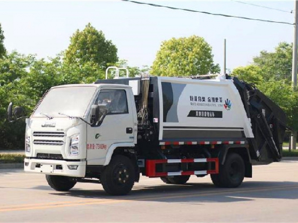 國(guó)六江鈴順達(dá)藍(lán)牌4方壓縮式垃圾車(chē)