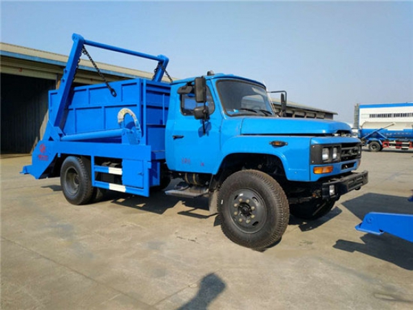 東風尖頭140擺臂式垃圾車(8方)