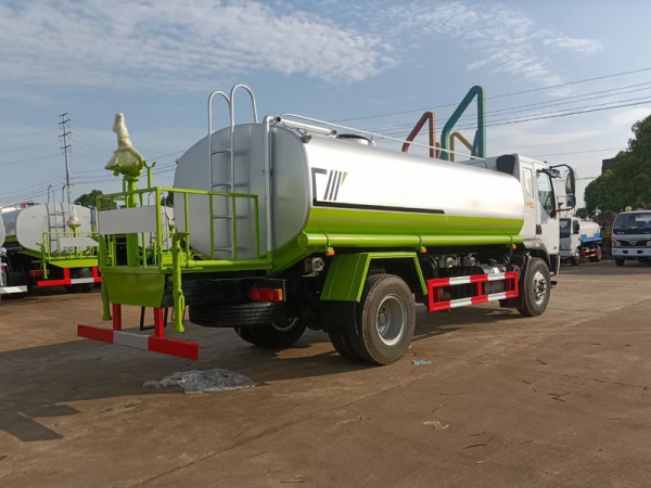 東風柳汽15噸灑水車