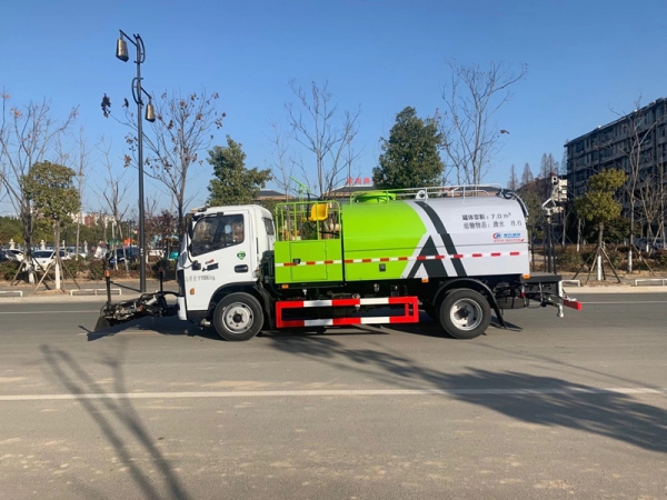 東風(fēng)多利卡8方道路養(yǎng)護(hù)車，清洗車價(jià)格