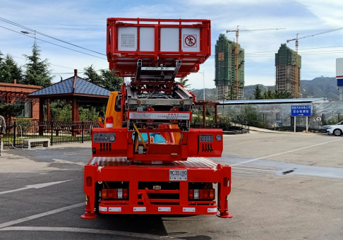 國六江鈴32米藍牌云梯車